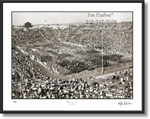 Click on this image to see an enlarged view of UofM Ann Arbor BAND DAY 1951 photo picture.